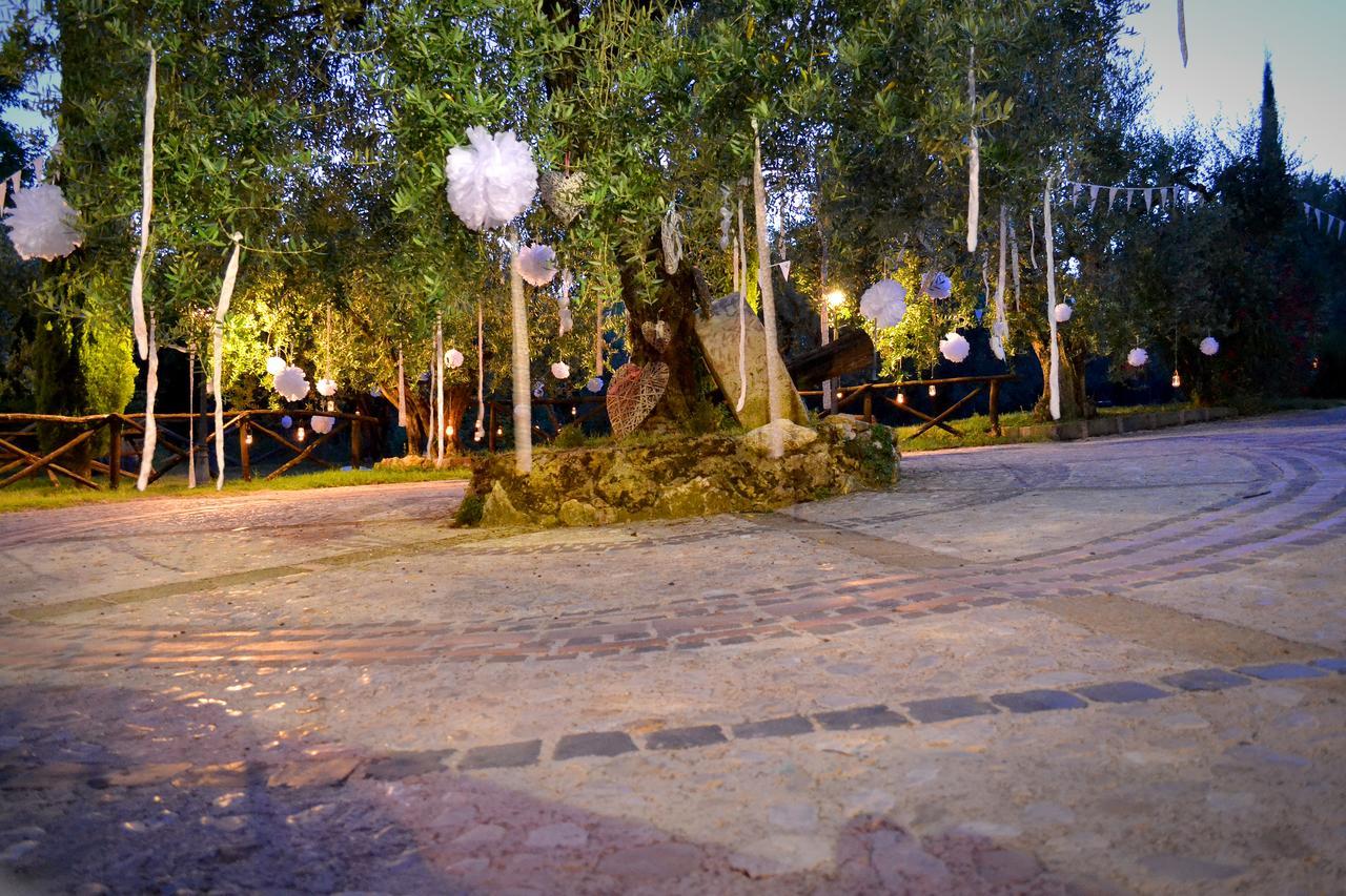 הוילה Castel Madama L'Antica Mola מראה חיצוני תמונה